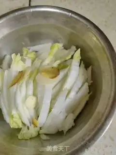 Make Eggs and cabbage step 0