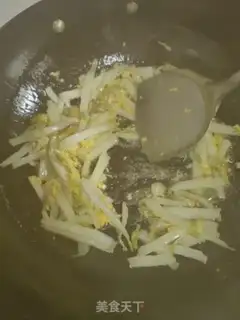 Make Eggs and cabbage step 2