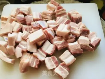 Make Red roast sauerkraut step 0
