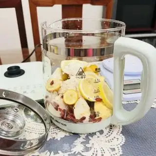 Make The orange soup step 1