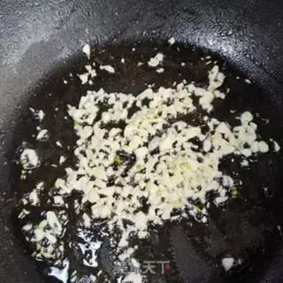 Make Garlic green step 2