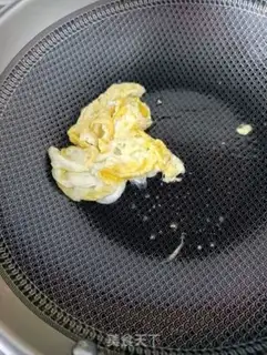 Make The sea cucumber eggs are fried step 5