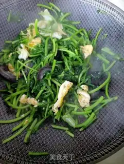 Make The sea cucumber eggs are fried step 7