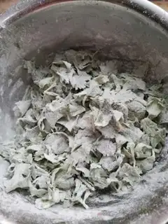 Make Celery leaves step 2