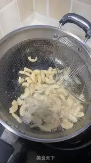 Make Get the pig oil step 2