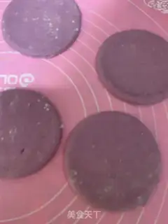Make Fancy buns step 6