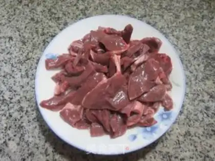 Make Onion fried pig