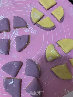 Make Fancy buns step 8