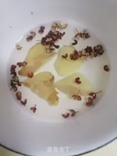 Make Fresh meat soup step 2