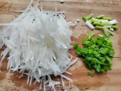 Make radish meatball soup step 2