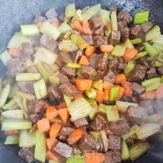 Make Cricket roast beef step 8