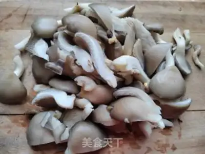 Make Spinach fried mushrooms step 1