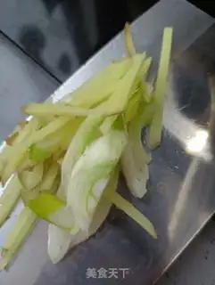 Make Green bean sprouts with pork step 0