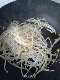 Make Green bean sprouts with pork step 5