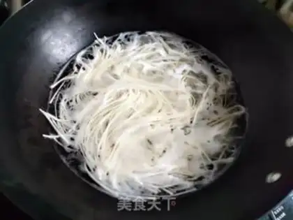 Make Red-burned cow pasta step 5