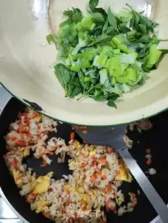 Make Carrot egg fried rice step 7