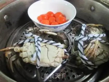 Make Salted egg yellow crab step 1