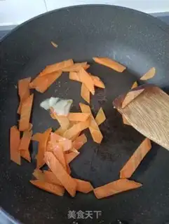 Make Carrot and pork step 4