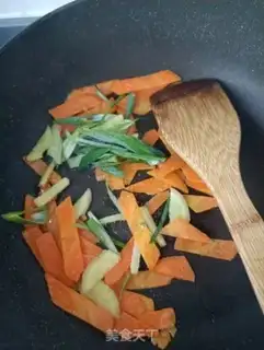 Make Carrot and pork step 6