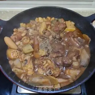 Make Peanut Lotus Pork Foot step 14