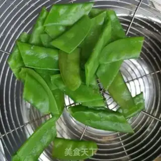 Make Plumsy Dutch beans step 10