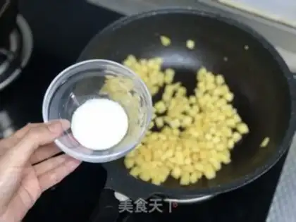 Make Hand-held pie apple pie step 0