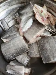 Make Red-fried fish step 0