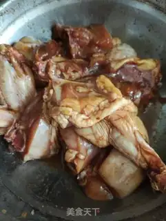 Make Chicken crumbs and yellow rice cake step 1