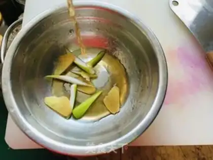 Make Scorched pepperfish head step 1
