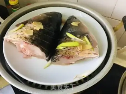 Make Scorched pepperfish head step 6