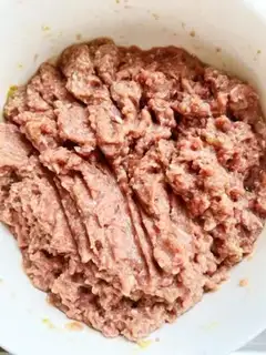 Make Mushroom beef sauce step 0