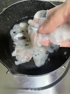 Make Garlic fried fish step 3