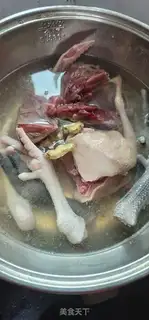 Make Pigeon chicken toe crotch soup step 1