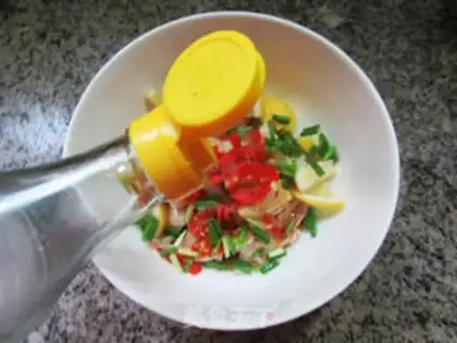 Make Low-fat lemon hand tore chicken step 9