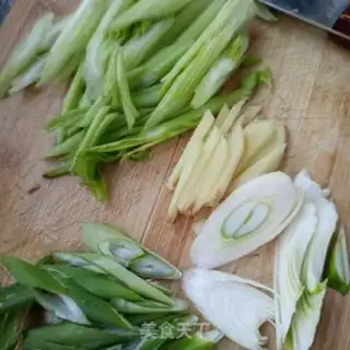 Make The celery fried the liver step 1