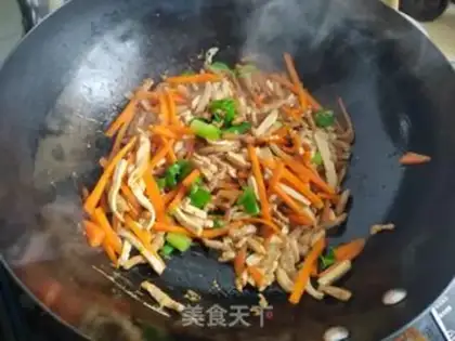 Make Carrot beans, fried meat step 4