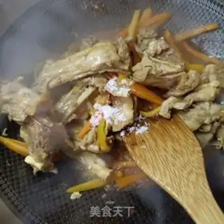 Make Paprika fried lamb chops step 8