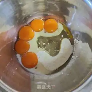 Make Blueberry roll step 1