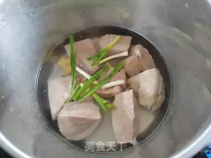 Make Homemade meat pine step 2