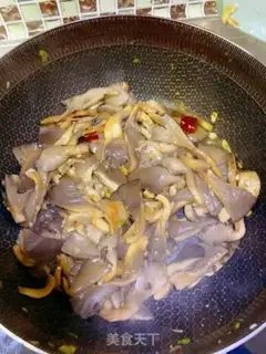 Make They always make mushrooms step 4