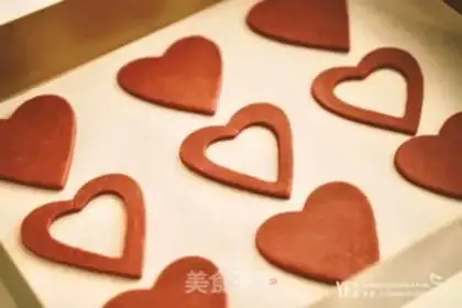 Make A secret cookie box that hides love step 4