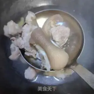 Make Peanut Lotus Pork Foot step 5
