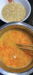 Make Carrot shrimp pie step 1