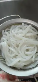 Make Fried egg soup step 2