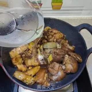 Make Peanut Lotus Pork Foot step 11