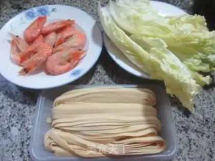 Make Shrimp-dry cabbage step 0