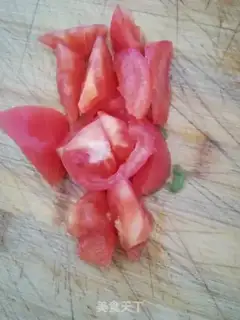 Make Tomato spicy fried eggs step 0