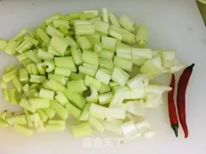 Make Celery fried chicken step 0