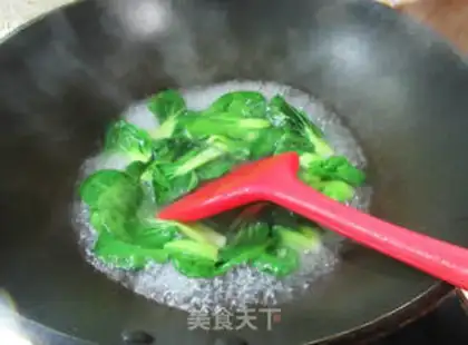 Make Little green omelet soup step 3
