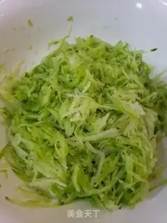 Make radish shrimp egg steak step 1